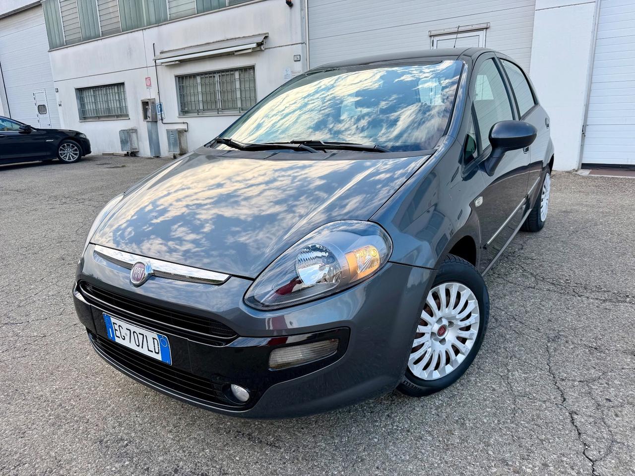 Fiat Punto Evo 1.4benz 2011 73.000km per neopatentati