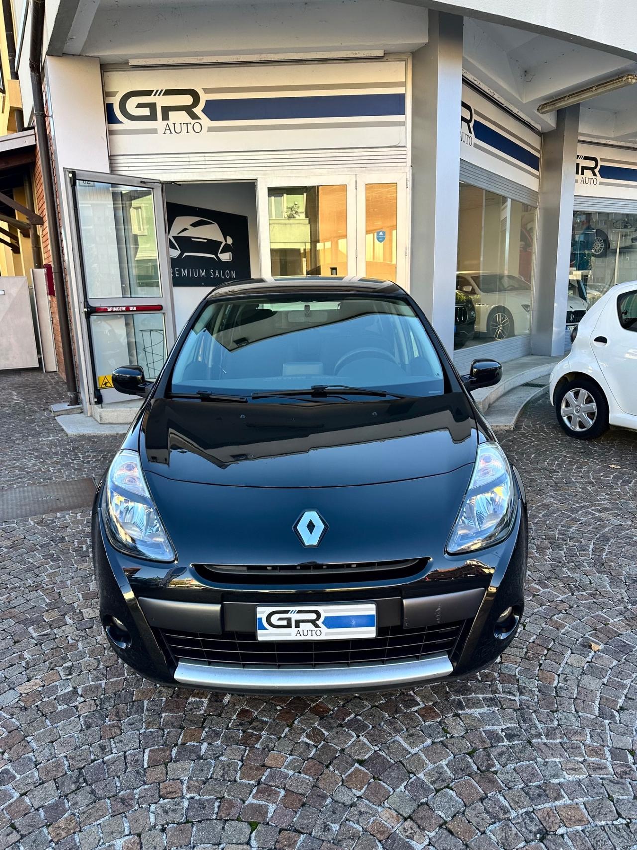 Renault Clio 1.2Bz 75Cv 5P Dynamique - Neopatentati