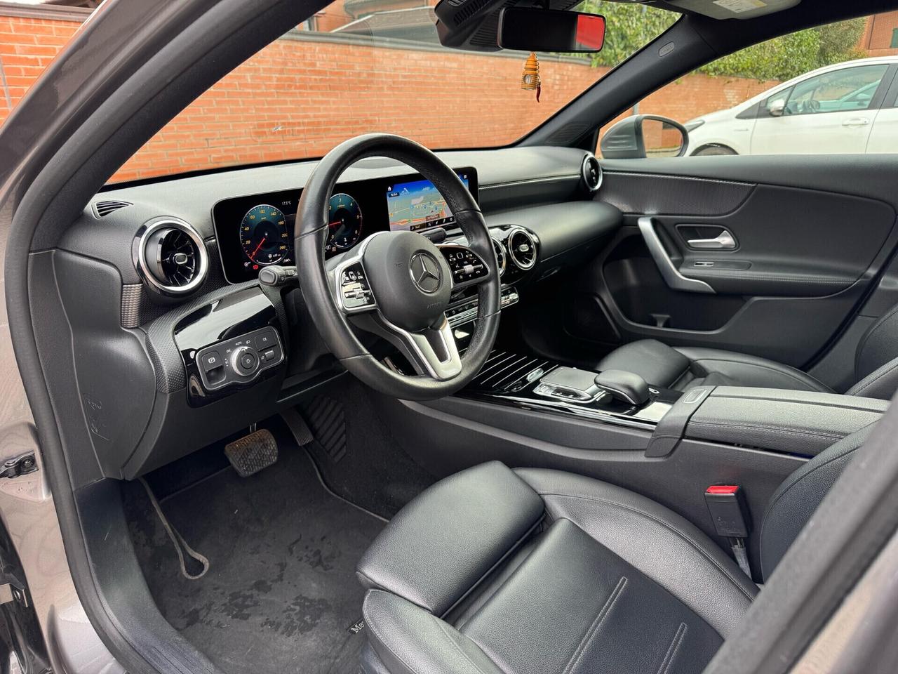 Mercedes-benz A 180 A 180 d Automatic Sport
