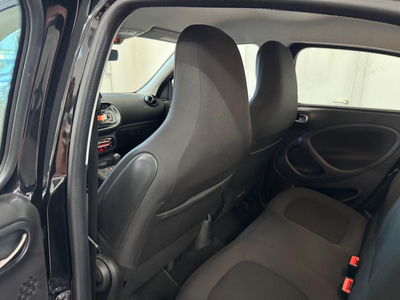 SMART FORFOUR 70 1.0 TWINAMIC PASSION - 2019