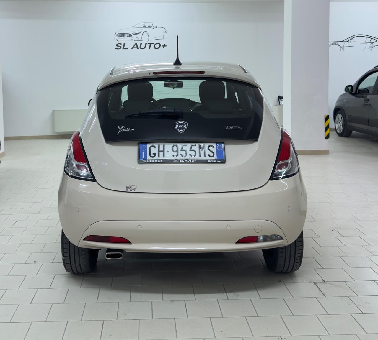 Lancia Ypsilon 1.0 FireFly 5 porte S&S Hybrid Ecochic Gold