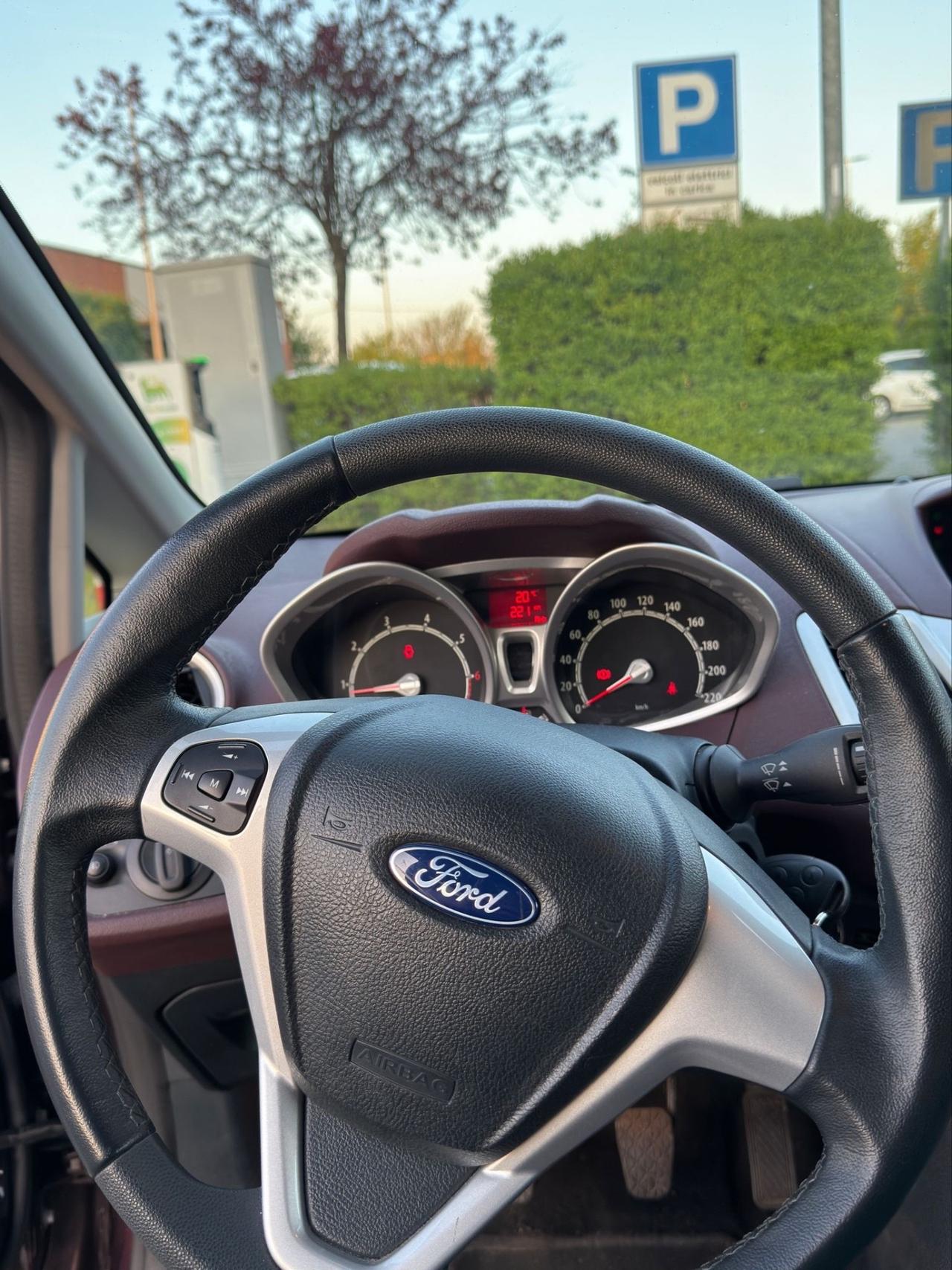 Ford Fiesta 1.2 82CV 3 porte Titanium