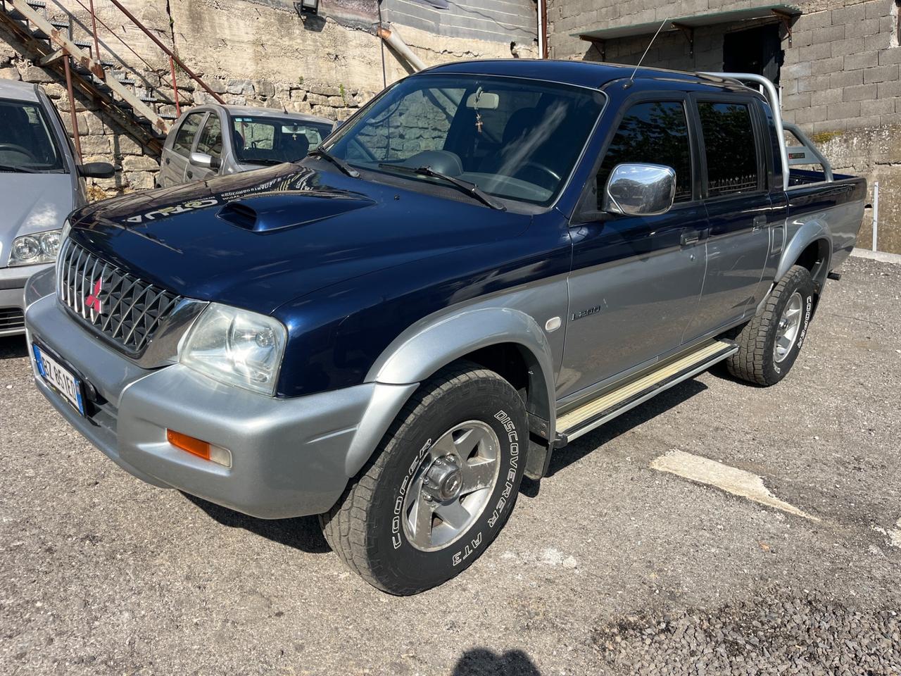 Mitsubishi L200 2.5 TDI 4WD Club Cab Pup. GLS Targ.