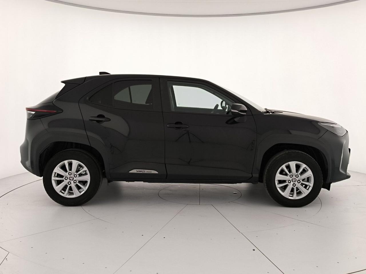 Toyota yaris cross 1.5h business fwd 116cv e-cvt
