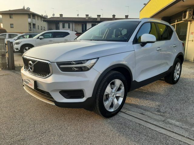 VOLVO XC40 T3 Geartronic Business Plus N��FX723