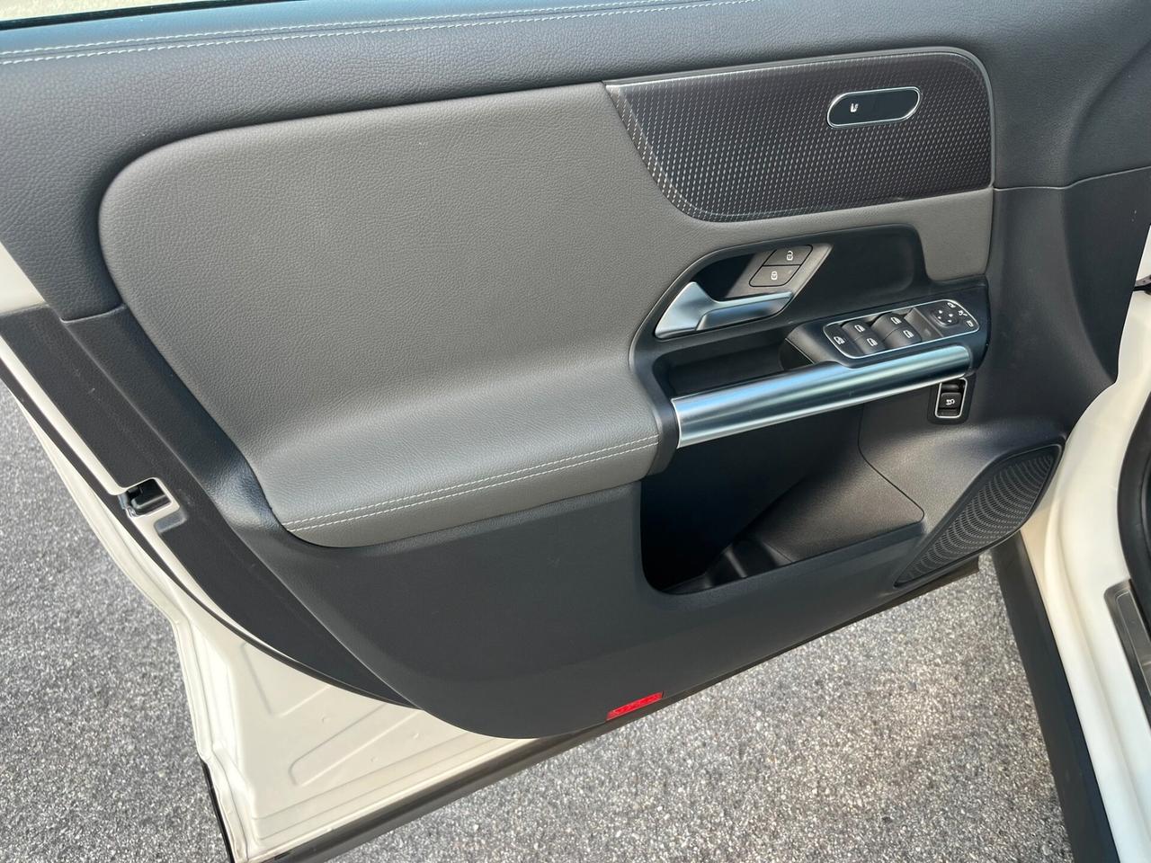 Mercedes-benz EQA 250 Premium Plus