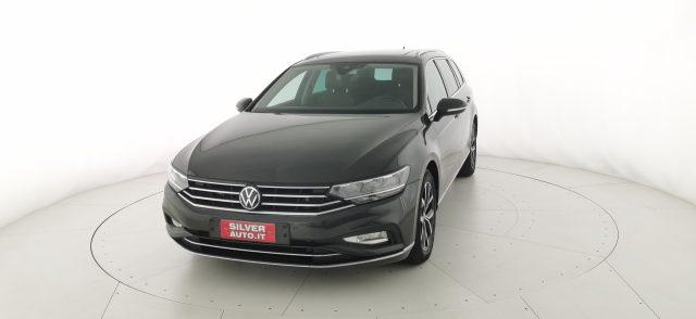 VOLKSWAGEN Passat Variant 2.0 TDI SCR EVO DSG Executive