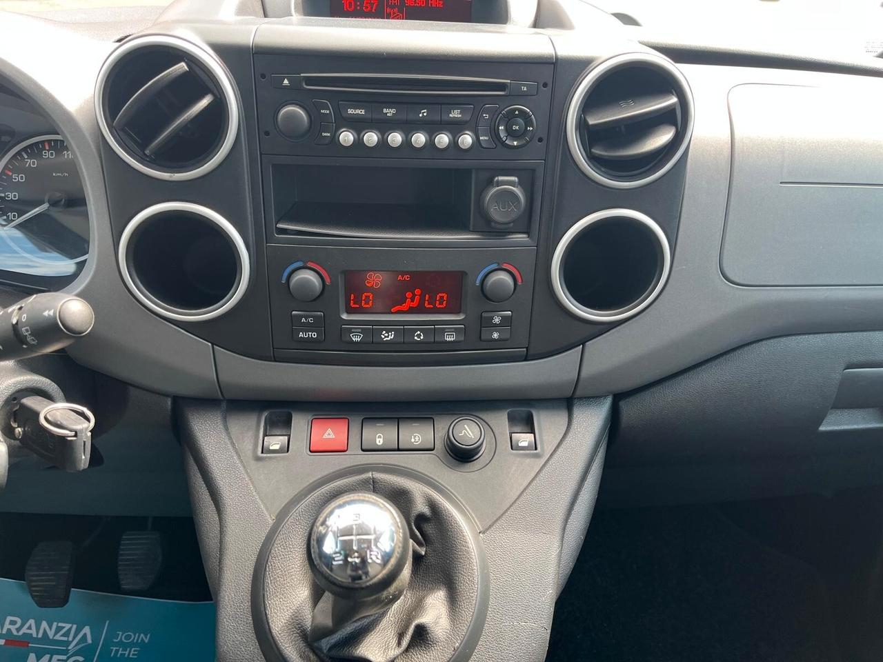 Peugeot Partner Tepee BlueHDi 100 ETG6 S&S Active N .B GANCIO DI TRAINO OMOLOGATO