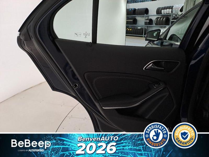 Mercedes-Benz GLA 200 D SPORT 4MATIC AUTO