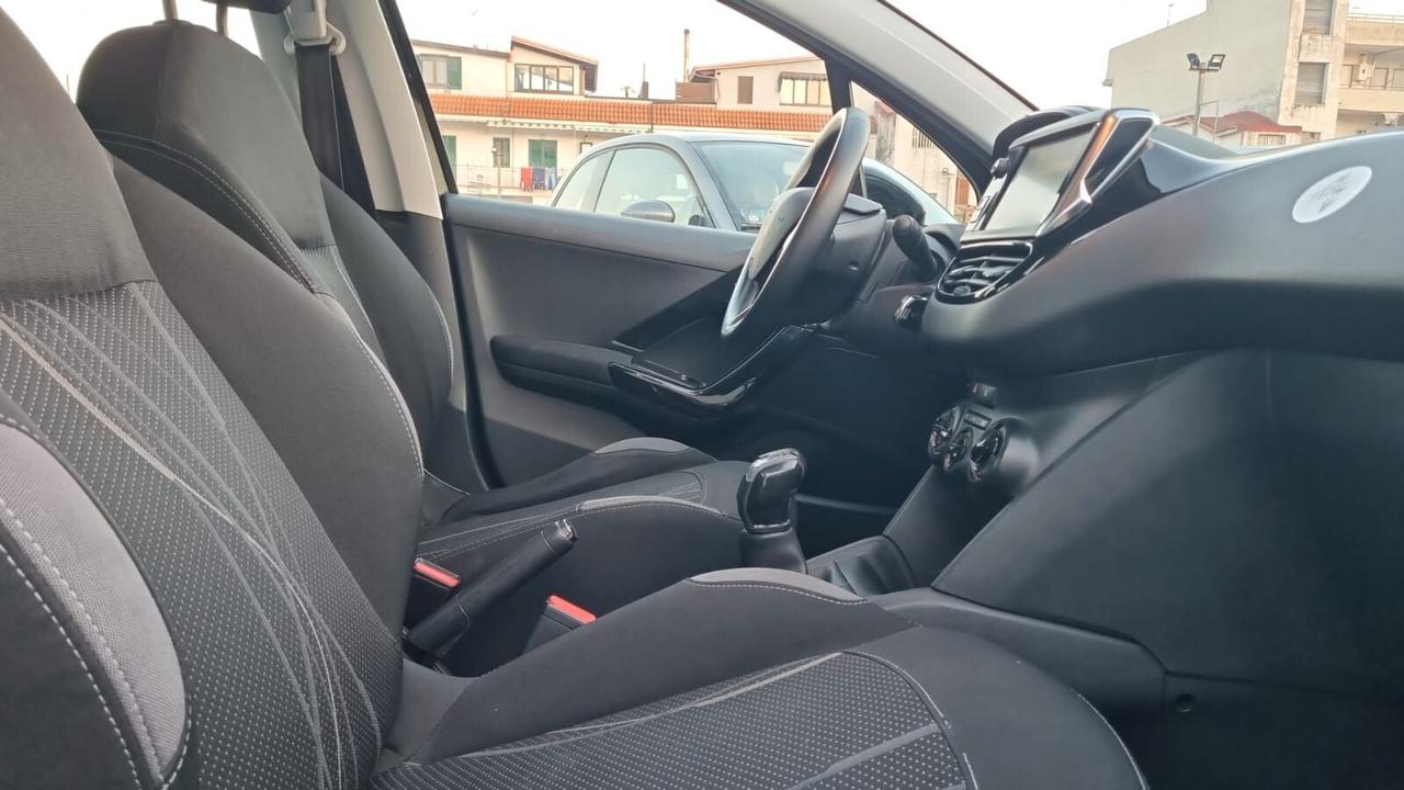 Peugeot 208 1.0 VTi 68 CV 5 porte Active-50KW