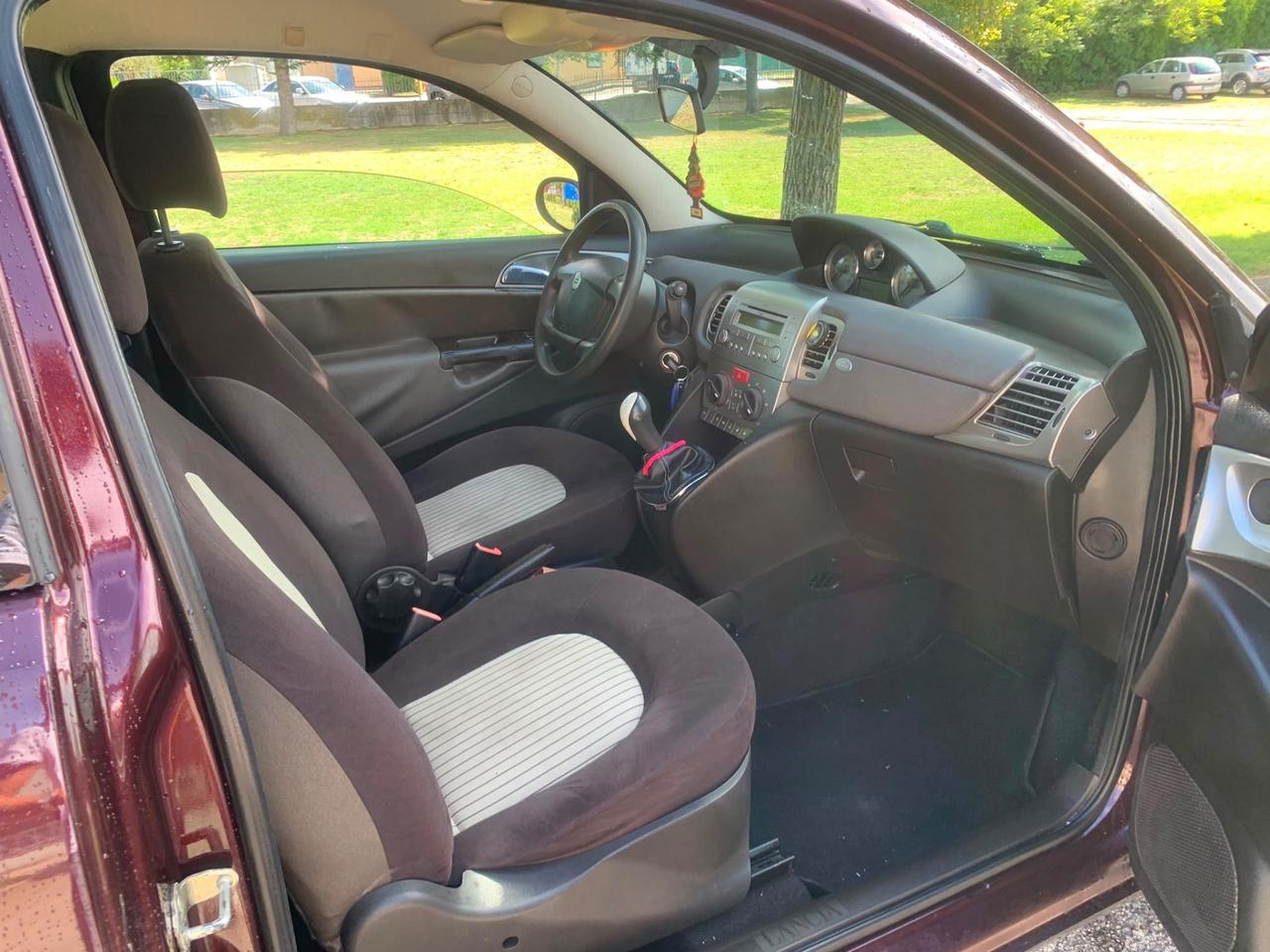 Lancia Ypsilon 1.3 multijet modello diva