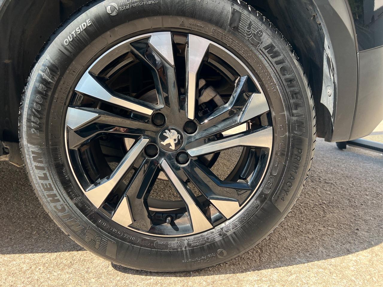 Peugeot 2008 PureTech 130 S&S Allure