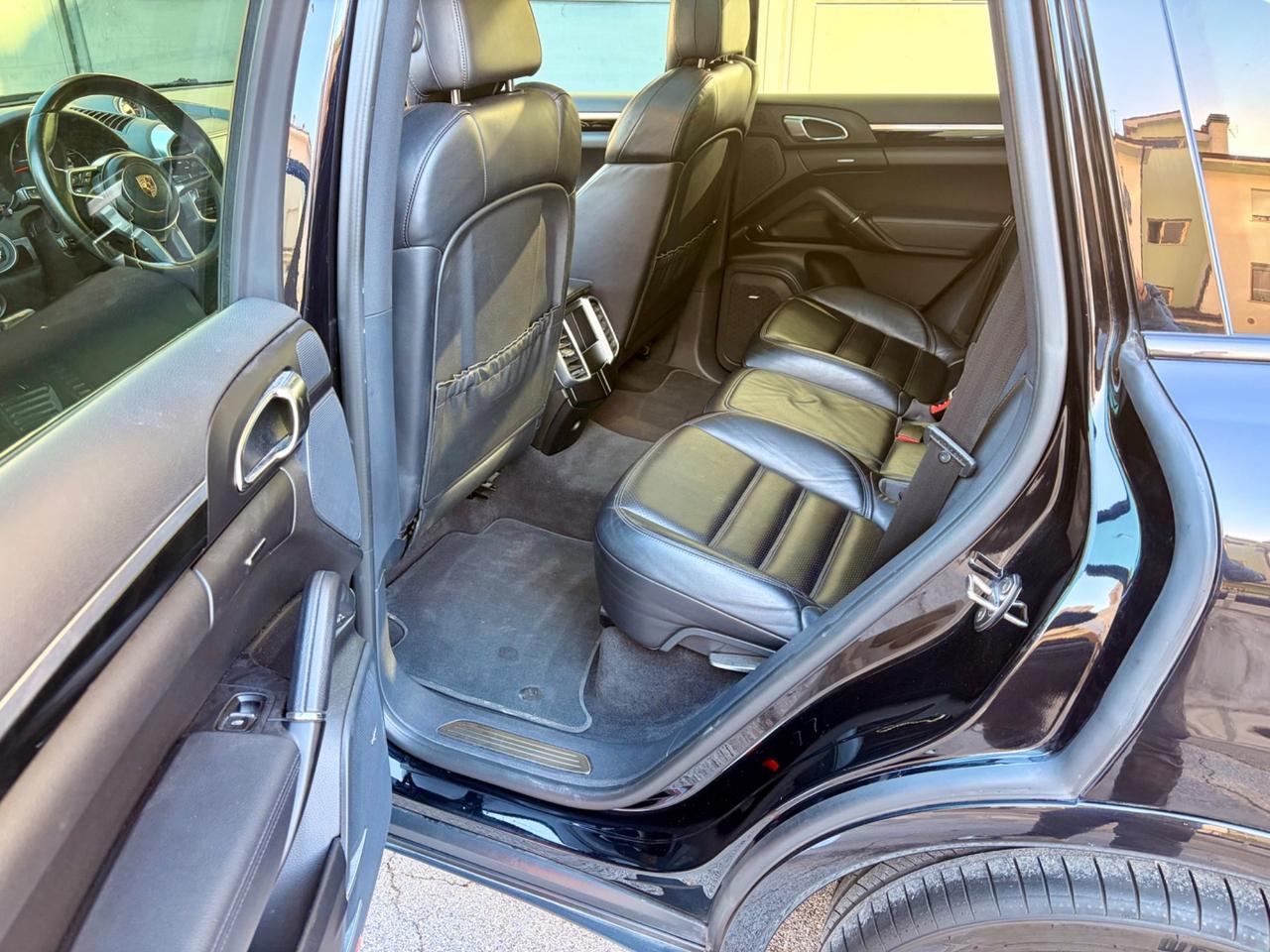 Porsche Cayenne 3.0 Diesel UNICO PROPRIETARIO IVA ESPOSTA