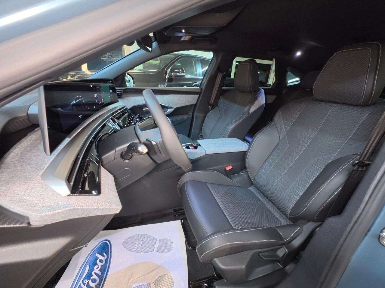 Peugeot 3008 Hybrid 136 e-DCS6 Allure KM ZERO