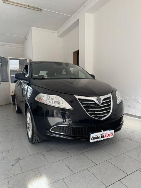 Lancia Ypsilon 1.2 69 CV 5 porte Gold