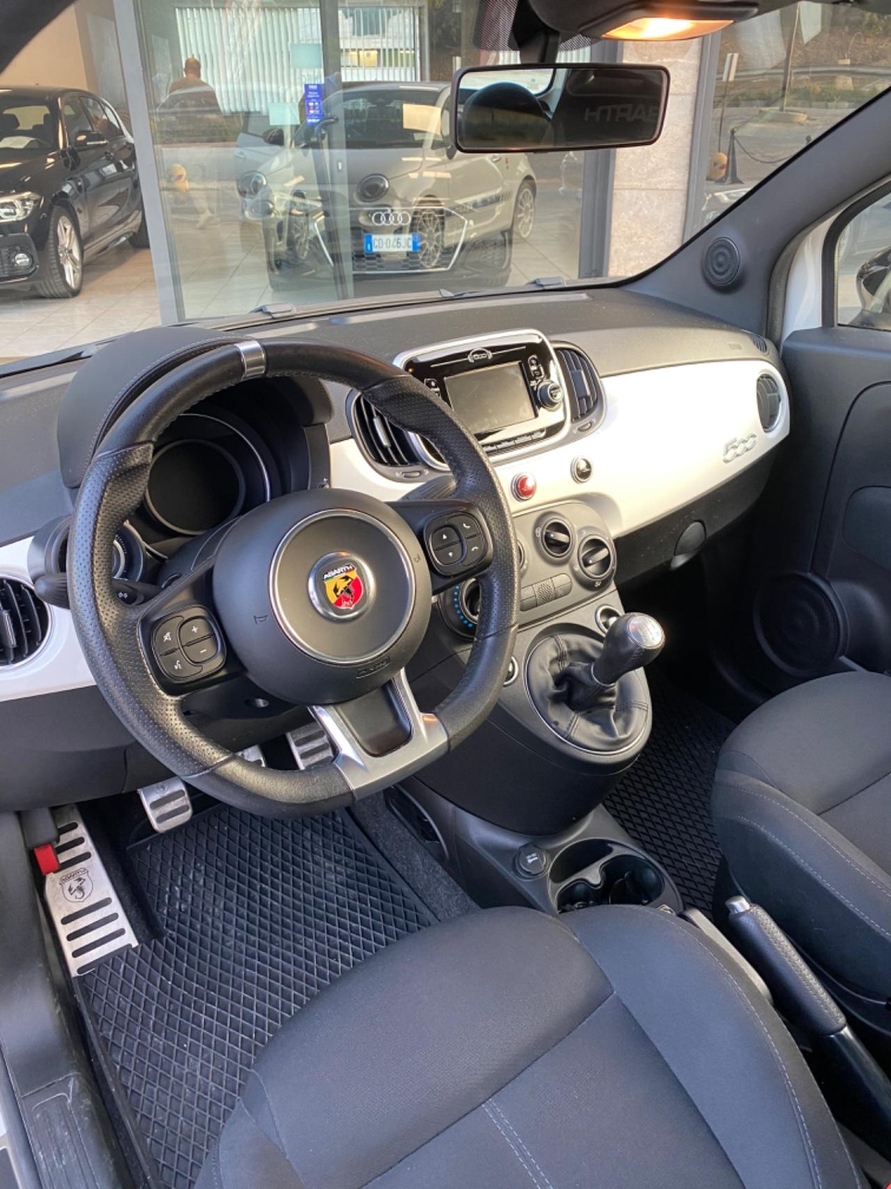 Abarth 595 1.4 Turbo T-Jet 145 CV