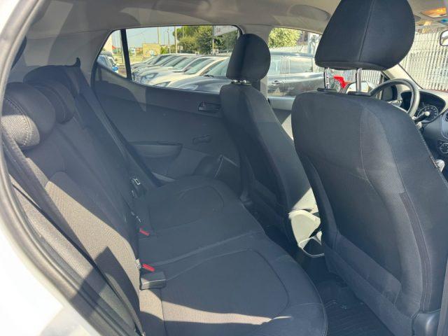 HYUNDAI i10 1.0 12V MPI TECH AUTOMATICA