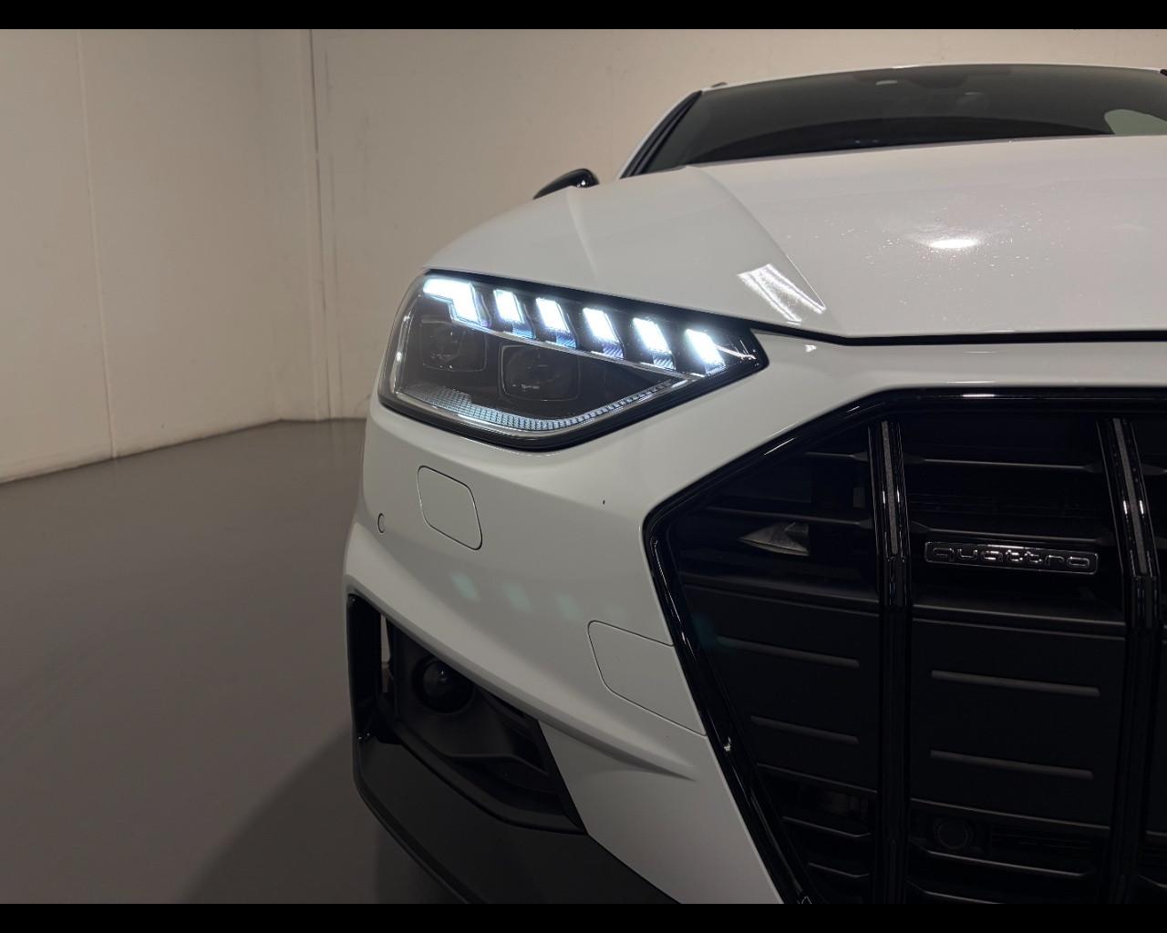 AUDI A4 ALLROAD 40 TDI MHEV QUATTRO S-TRONIC BUSINESS EVOLUTION