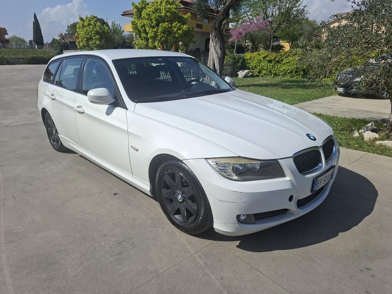 Bmw 320d cat Touring distribuzione appena effettuata