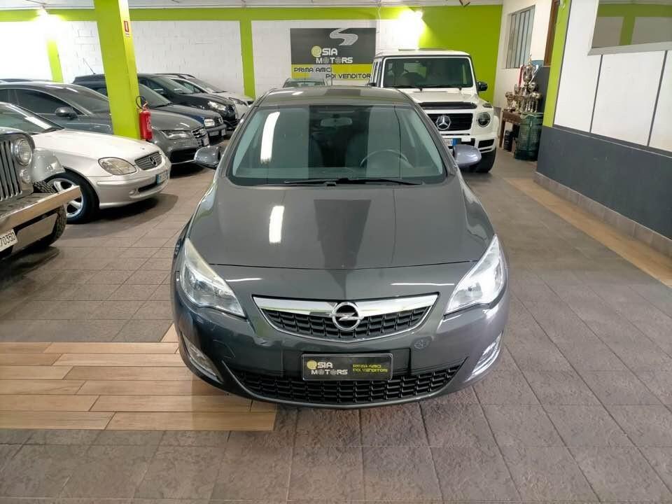 OPEL ASTRA 1.6 Cosmo