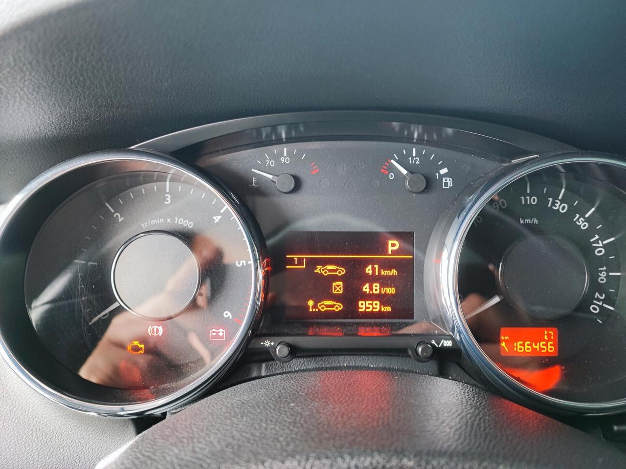 Peugeot 3008 BlueHDi 120 EAT6 S&S Allure