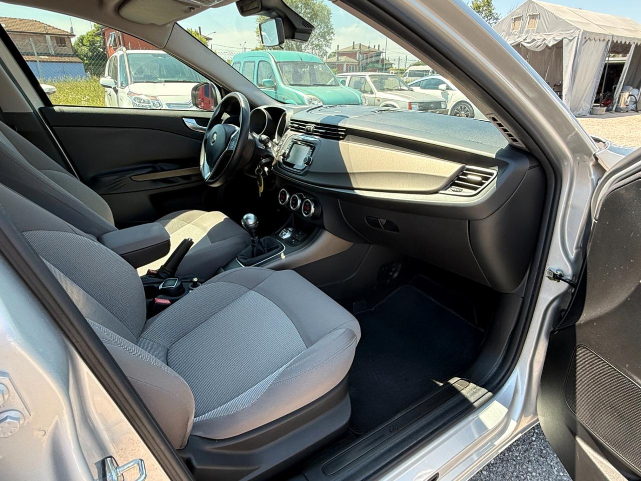 Alfa Romeo Giulietta 1.6 JTDm-2 105 CV Exclusive
