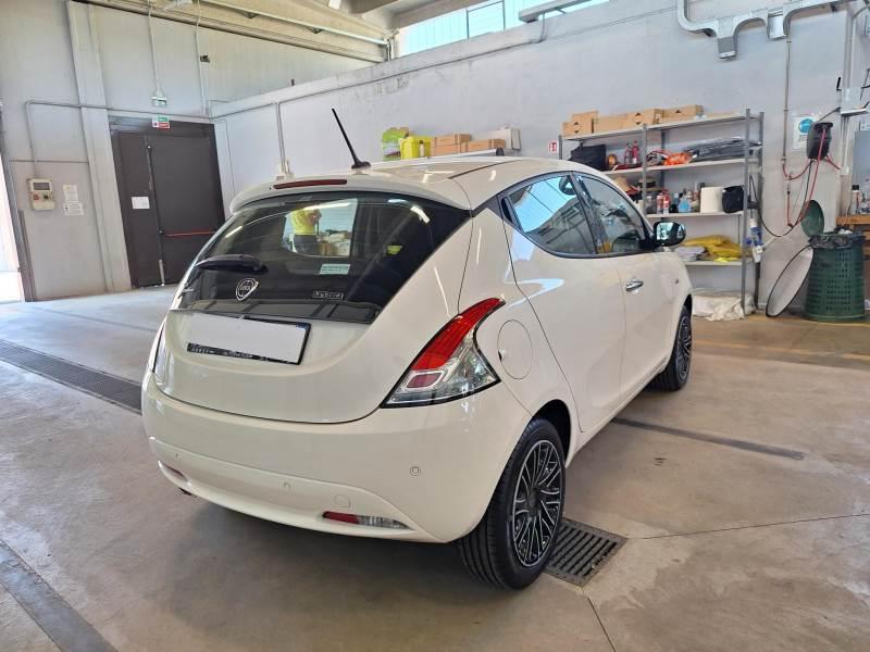 Lancia Ypsilon 5 Porte Ypsilon 1.0 firefly hybrid Gold s&s 70cv
