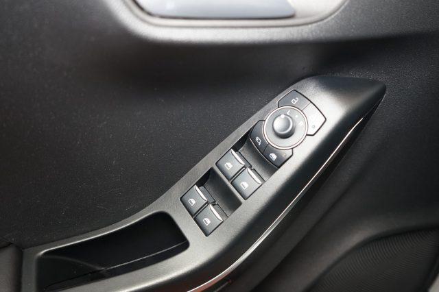 FORD Puma 1.0 EcoBoost Hybrid 125 CV S&S Titanium X Sport