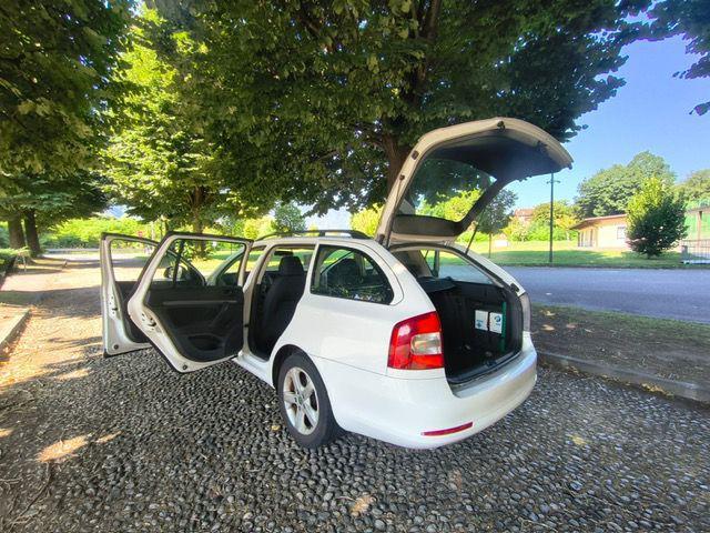 SKODA Octavia 1.6 TDI CR F.AP. Wagon Comfort