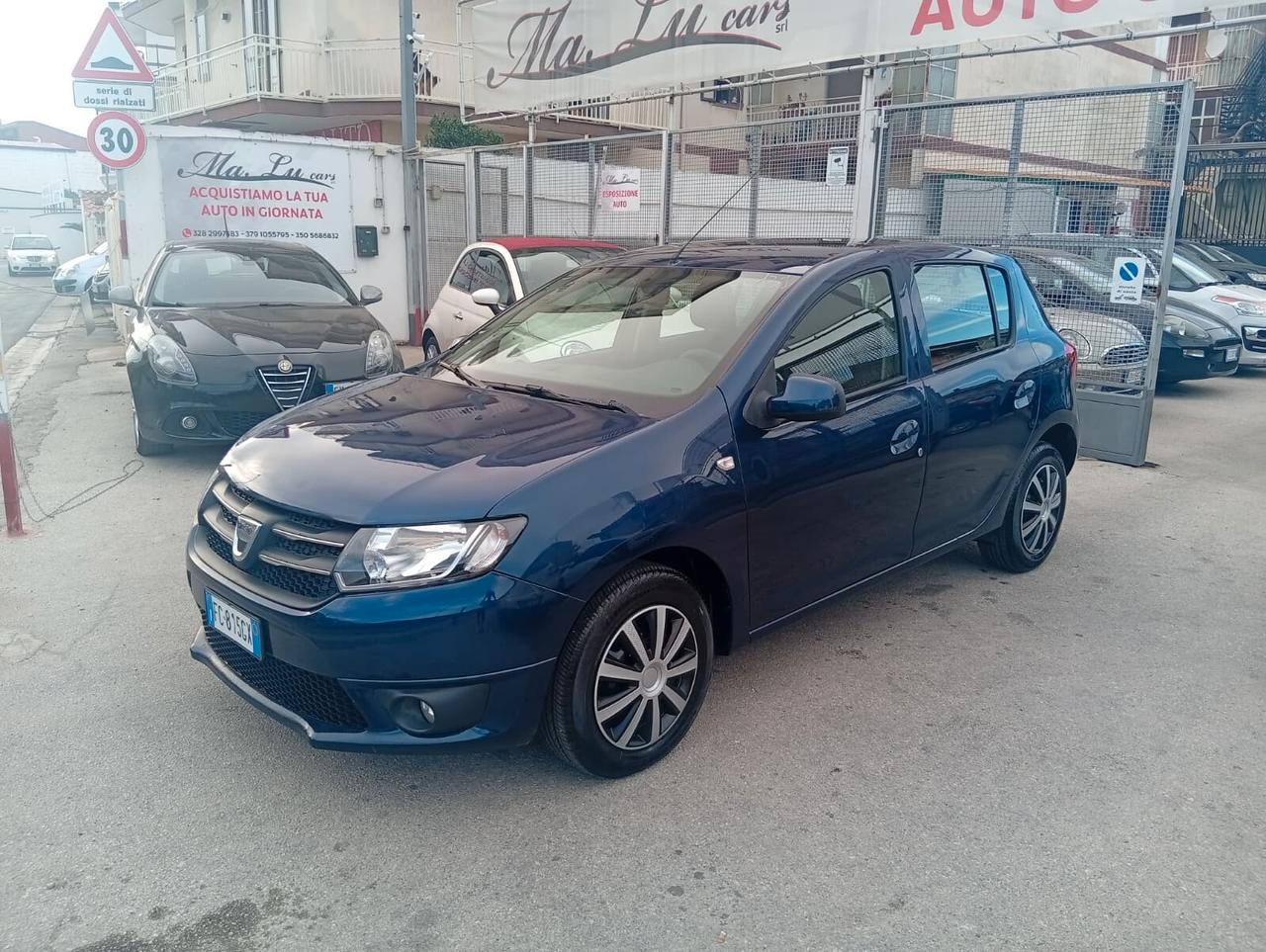 Dacia Sandero 900cc gpl con 12 mesi di garanzia-2016