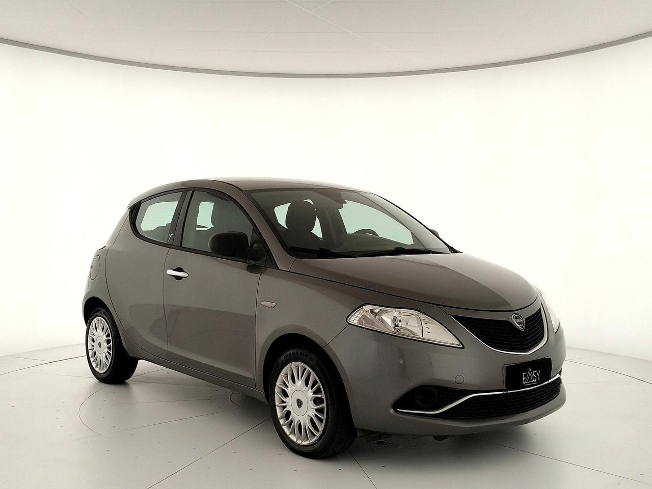 Lancia Ypsilon 1.2 69 CV Silver - NEOPATENTATI