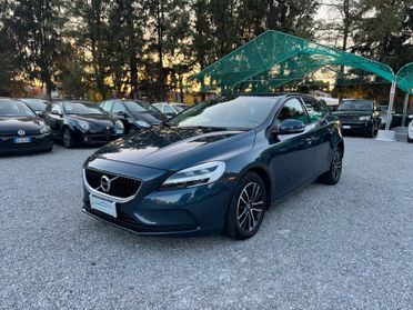 Volvo V40 T2