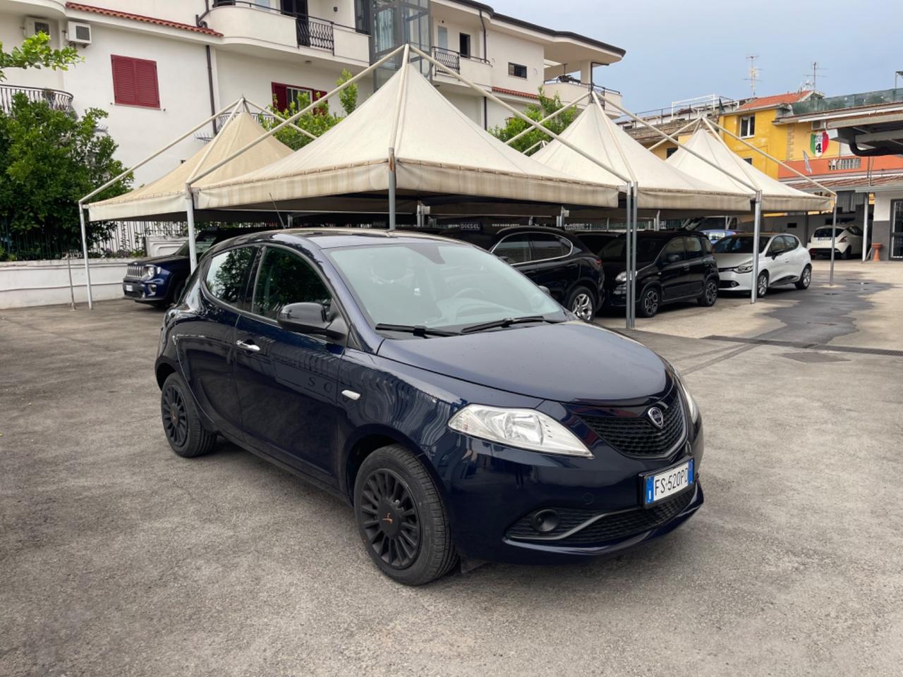 Lancia Ypsilon 1.2 69 CV 5 porte S&S Gold KM CERTIFICATI!!!