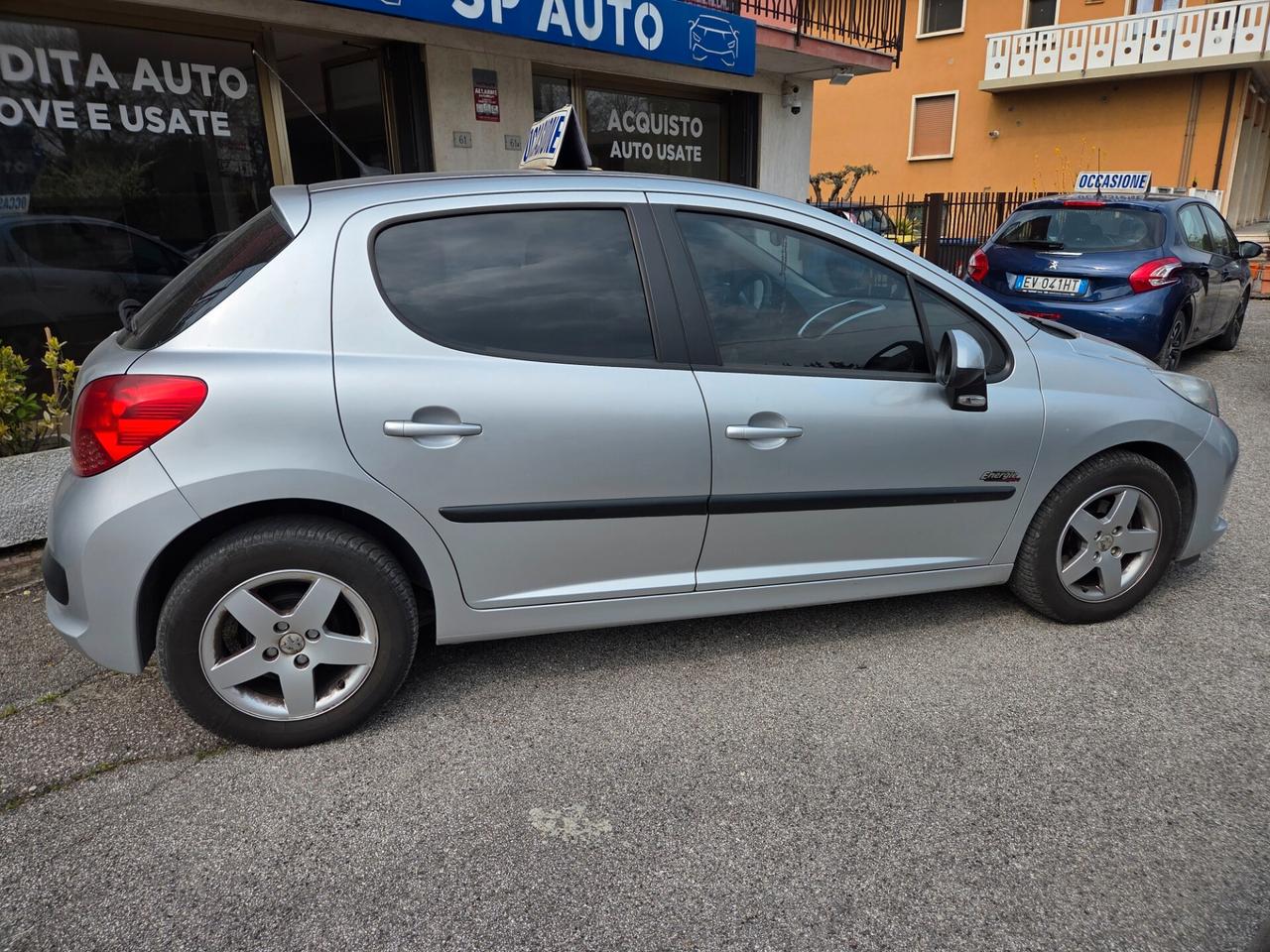 Peugeot 207 NEOPATENTATI - 2008