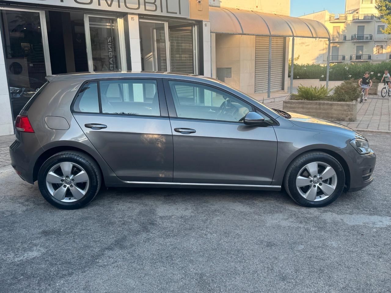 WV GOLF 1.6 TDI 105 CV. E5 TRENDLINE PERFETTA