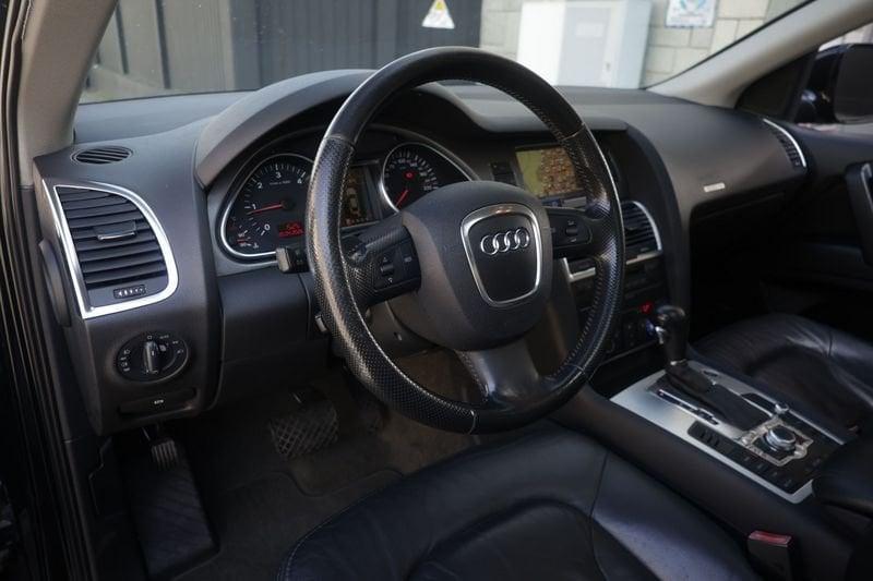 Audi Q7 3.0 TDI quattro tiptronic S LINE TETTO Unicoproprietario
