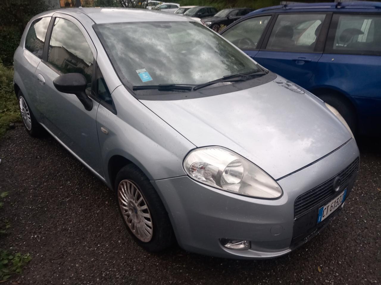 Fiat Grande Punto Grande Punto 1.3 MJT 75 CV 3 porte Active