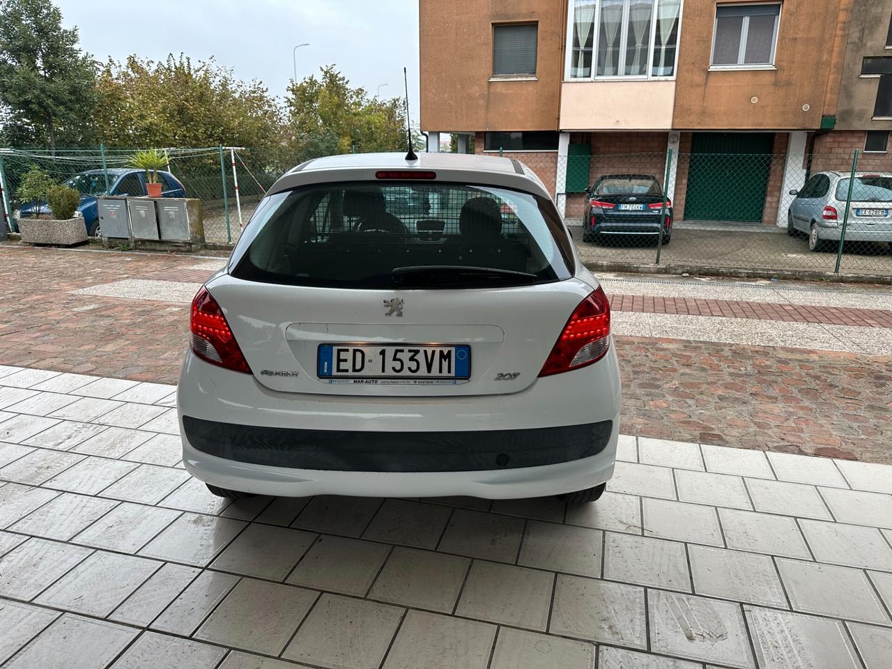 Peugeot 207 1.4 HDI VAN (12 RATE)