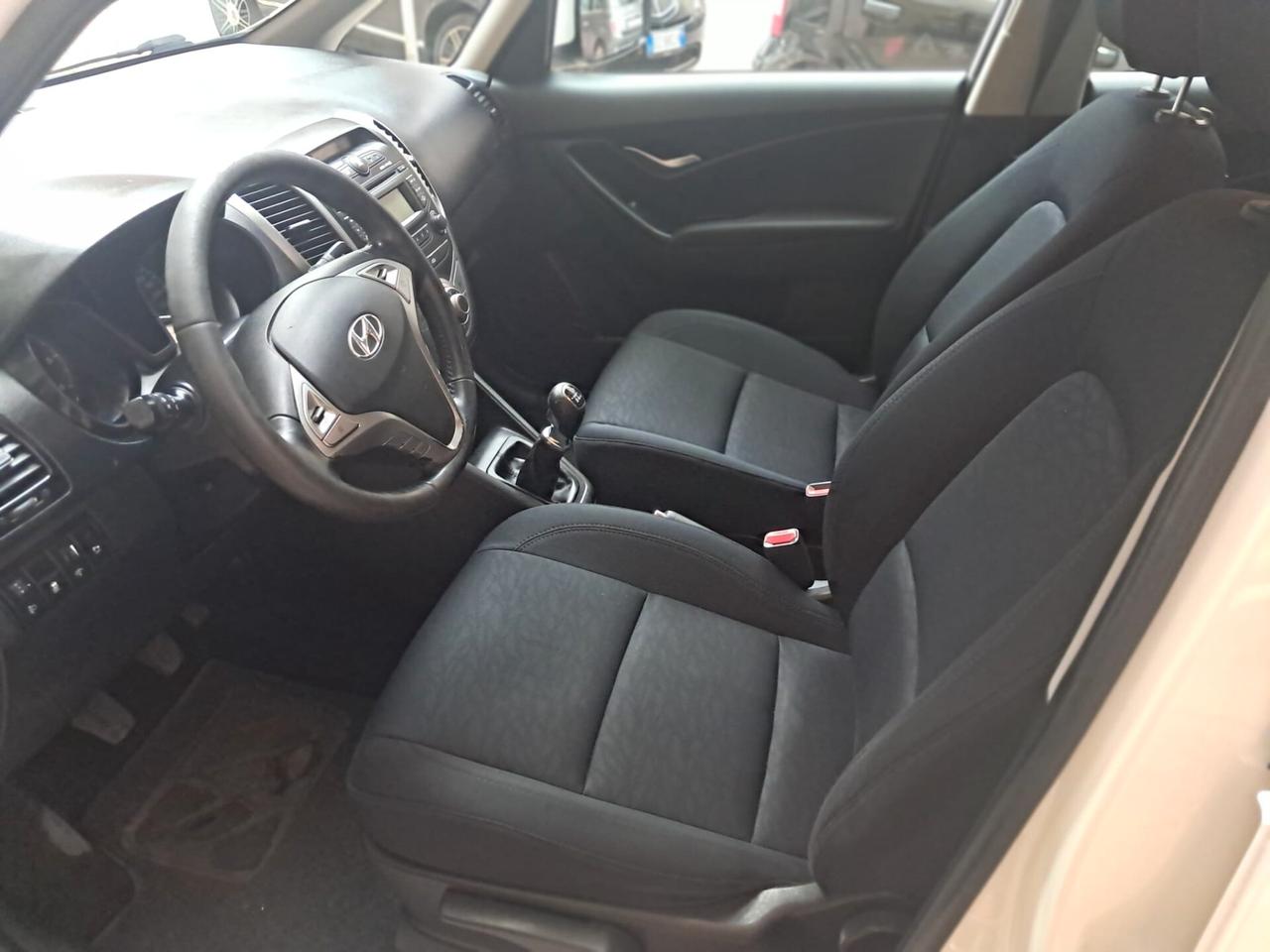 Hyundai iX20 1.4 CRDI 90 CV-IMPECCABILE-Euro6490