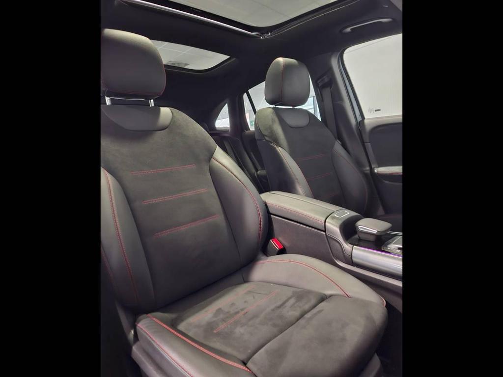 Mercedes GLA 220 220 D Premium 4Matic 8G-DCT