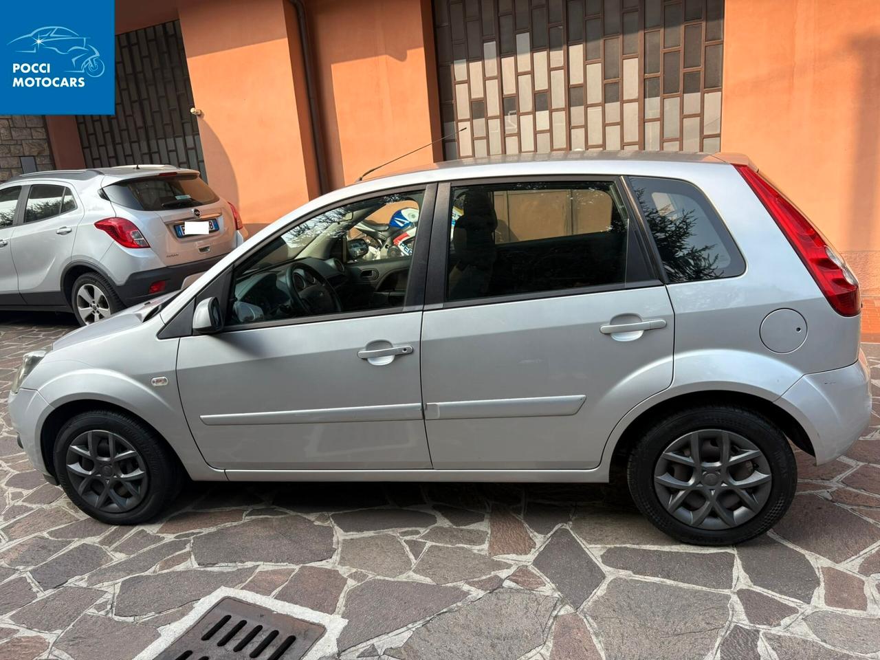 Ford Fiesta 1.2 16V 5p. Ghia