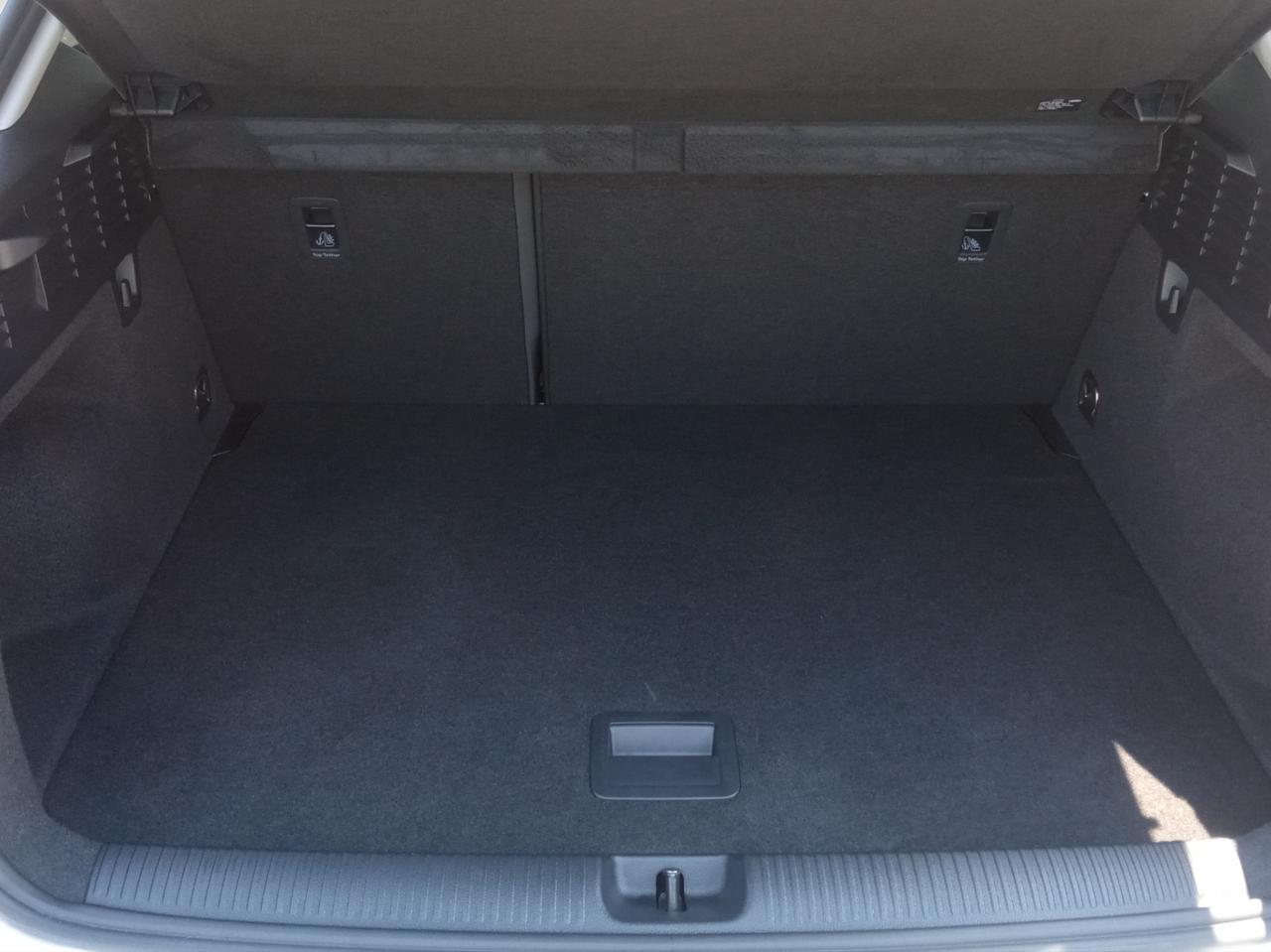 AUDI Q2 30 TDI S tronic Business Plus