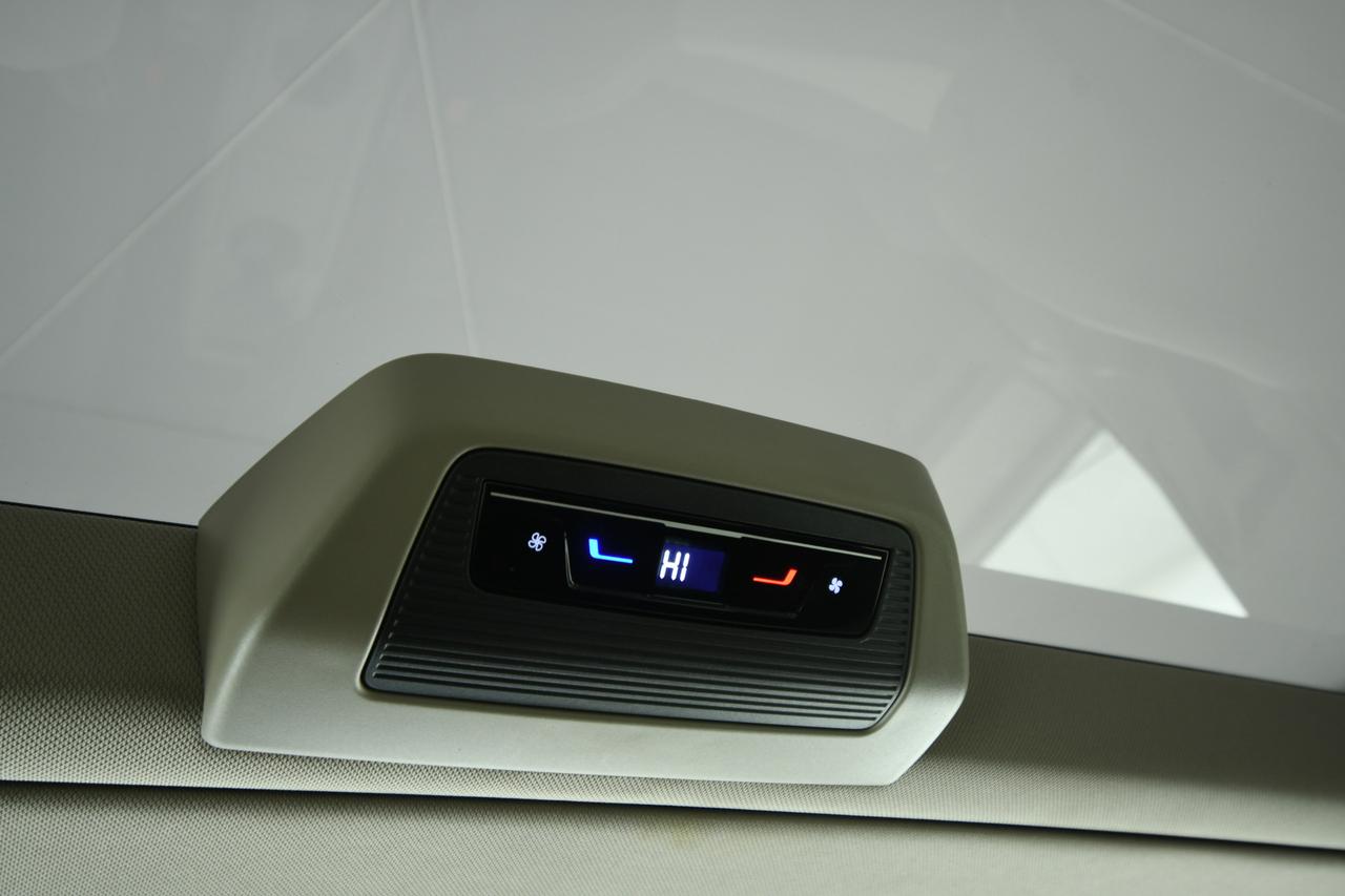 VOLKSWAGEN Multivan 2.0 tdi Style 150cv dsg 7p.ti HEAD-UP+TETTO PANO+ACC+CAMERA