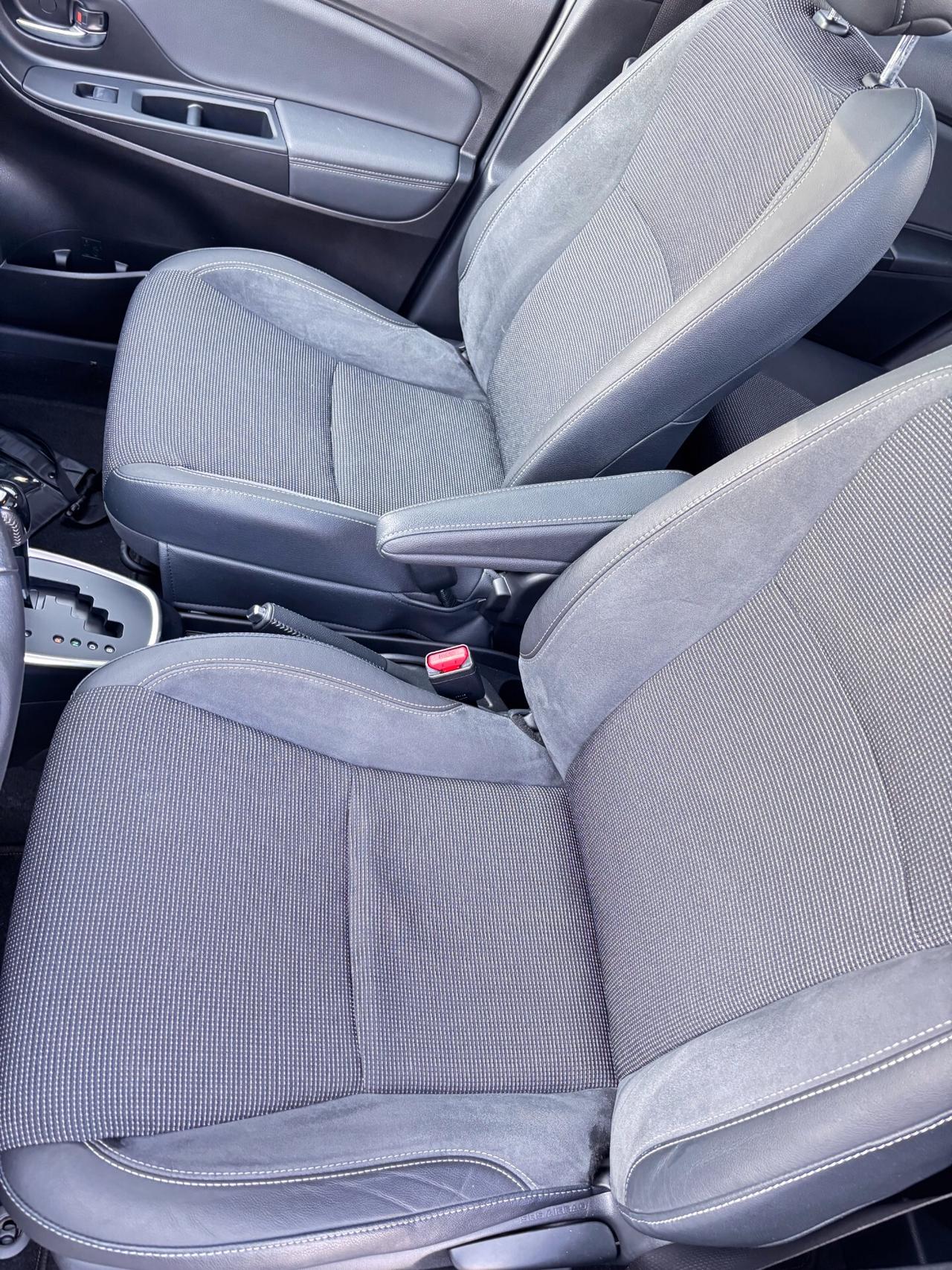 Toyota Yaris 1.5 Hybrid Blue Edition