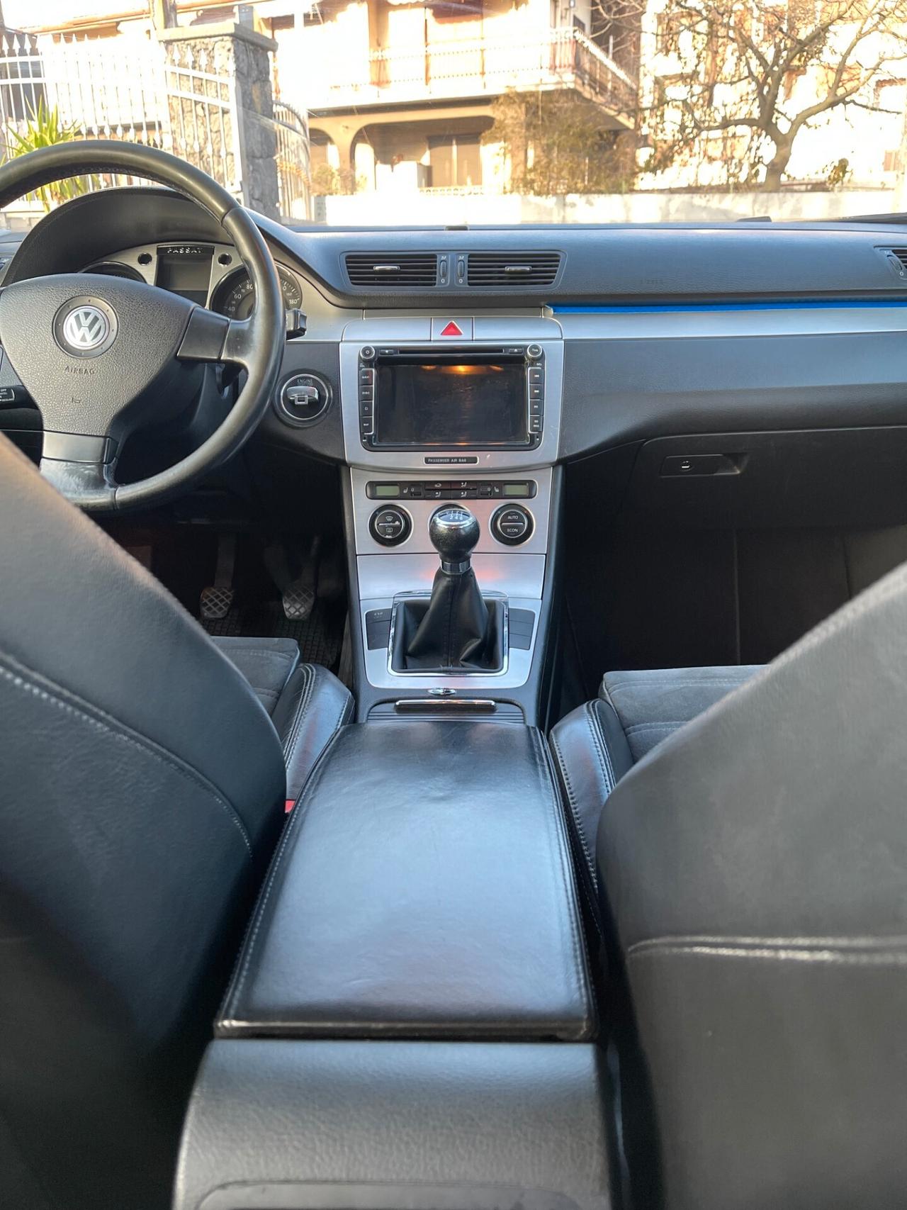 Volkswagen Passat 2.0 140cv full optional