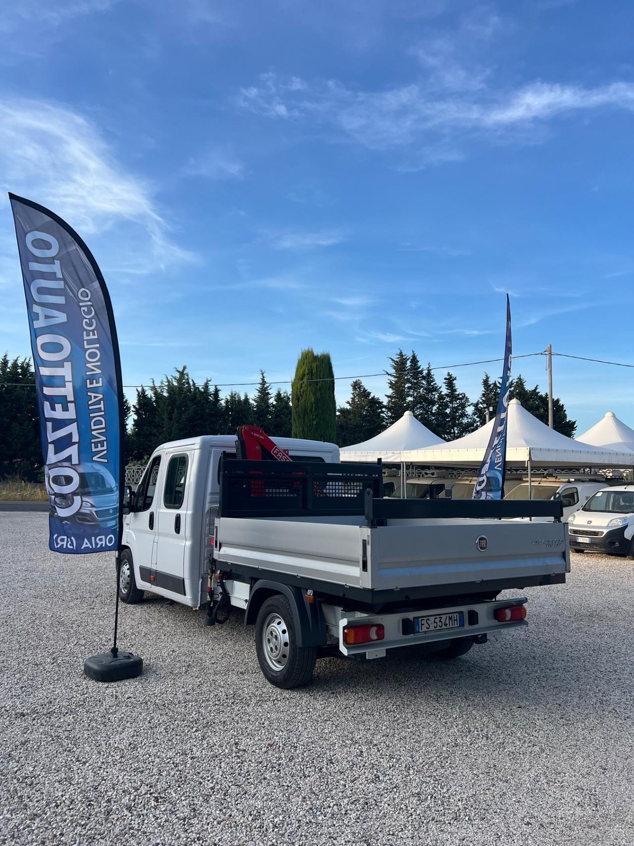 Fiat Ducato con Gru doppia cabina 7 posti