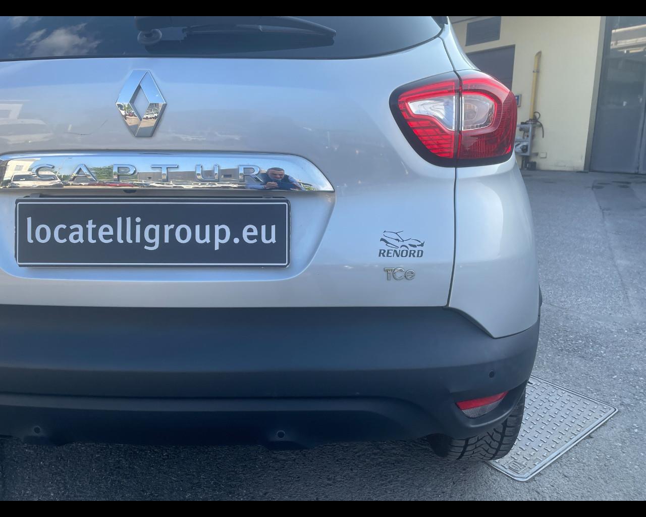 RENAULT Captur I 2013 - Captur 0.9 tce energy R-Link s&s 90cv