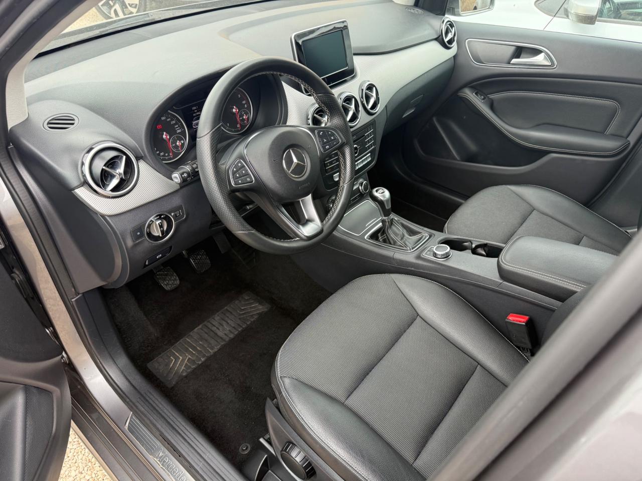 Mercedes-benz B 200 d Sport