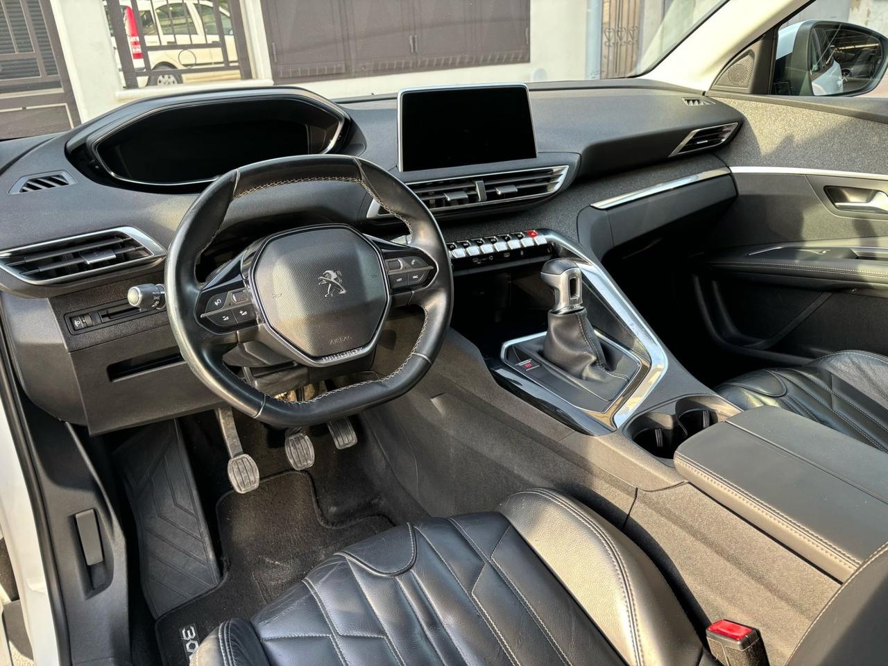 Peugeot 3008 BlueHDi 120 S&S Allure