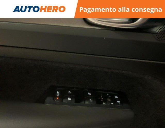 VOLVO XC40 B3 automatico Core